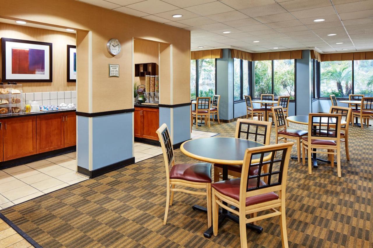 La Quinta By Wyndham Thousand Oaks-Newbury Park Экстерьер фото