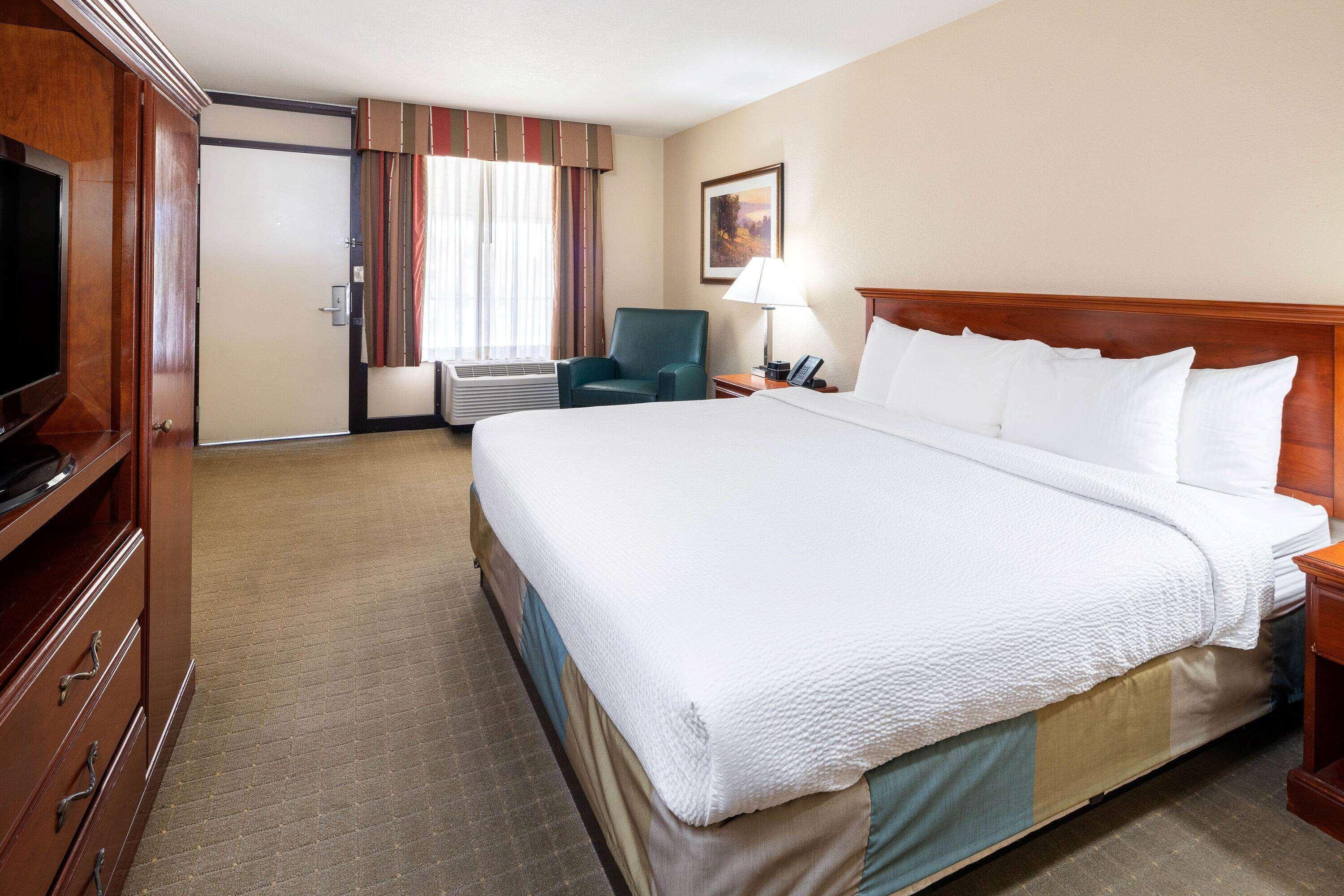 La Quinta By Wyndham Thousand Oaks-Newbury Park Экстерьер фото